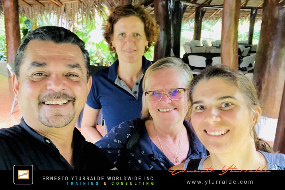 Team Building Cali Colombia | Retos colaborativos con cuerdas bajas para equipos de alto rendimiento